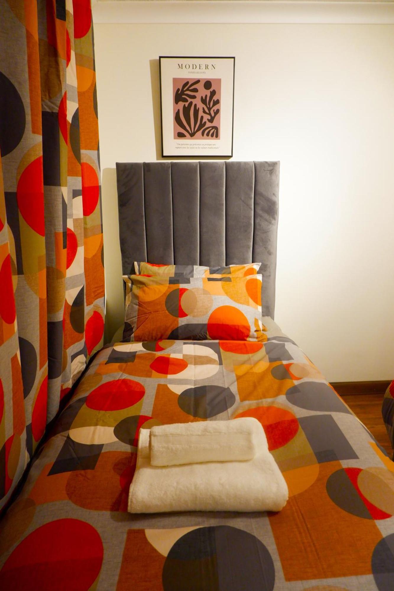 Dundridge Home - Morden Urban Living - Sleeps Up To 9 Guests & Private Parking For 2 Vehicles Бристоль Экстерьер фото